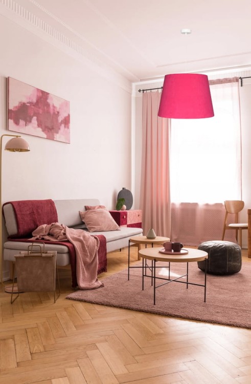 Lampa wisząca Abażur różowy MATERA - stożek B 40 - aranżacja 2