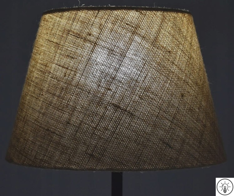 Abażur beżowy Juta ROCCA - stożek B 30 - zapalony